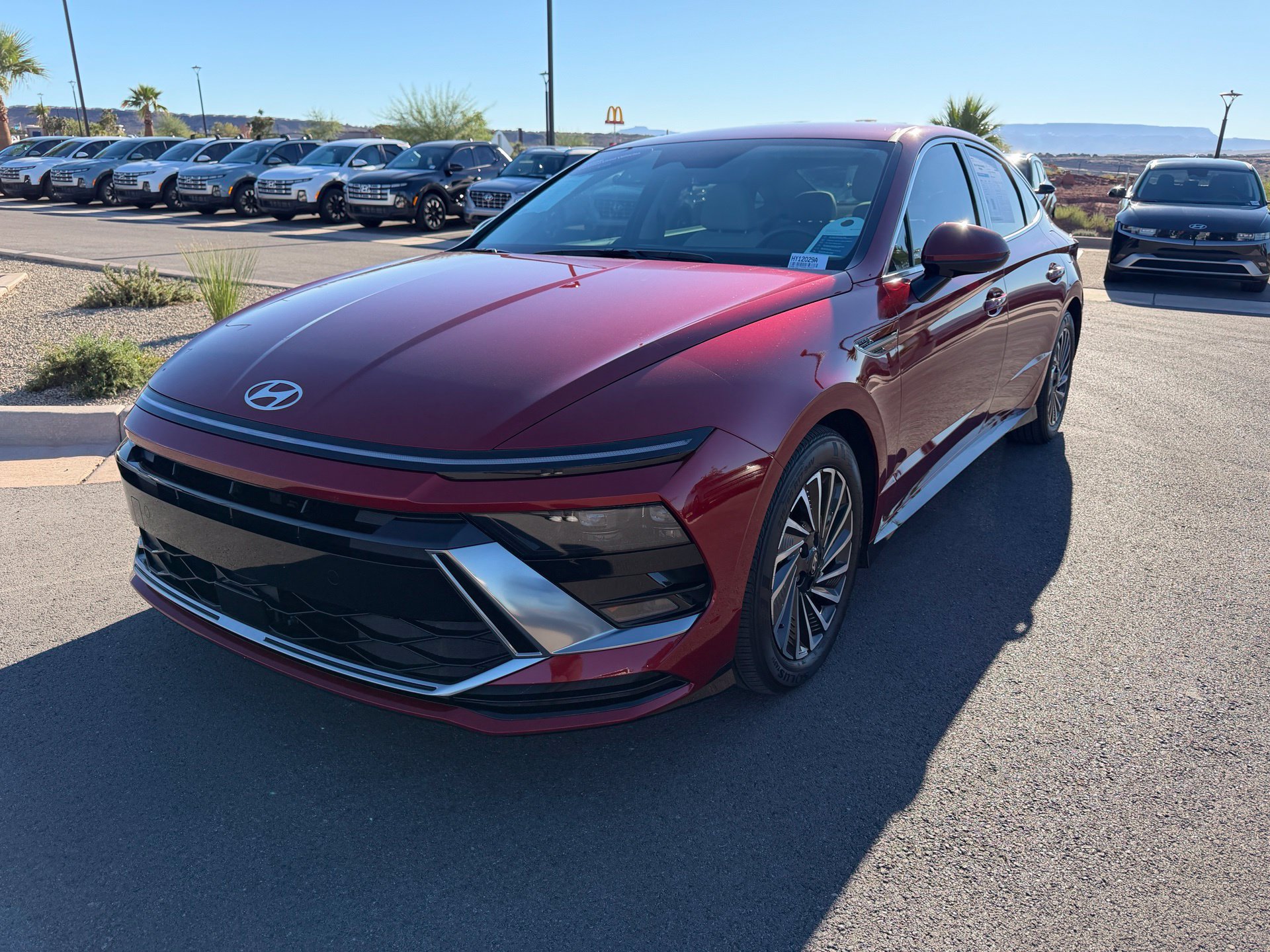Certified 2025 Hyundai Sonata SEL FWD image 1