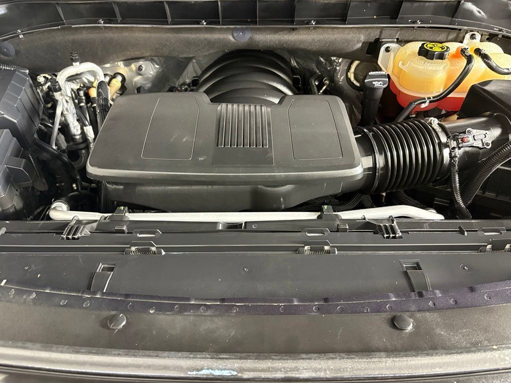 Used 2022 Chevrolet Tahoe RST w/ Luxury Package RWD image 41