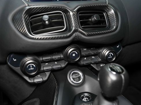Used 2020 Aston Martin V8 Vantage AMR RWD image 48