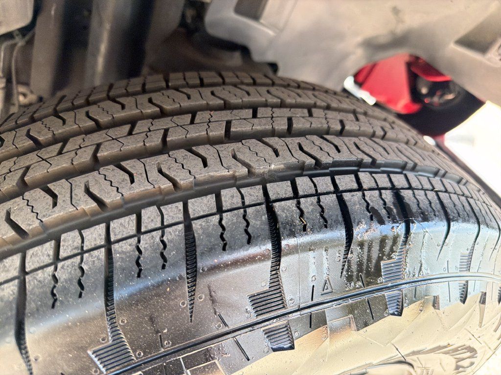 Used 2012 Jeep Wrangler Sport AWD/4WD image 14