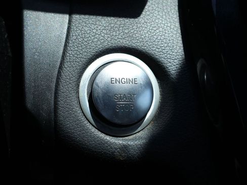 Used 2017 Mercedes-Benz C 300 Coupe image 24