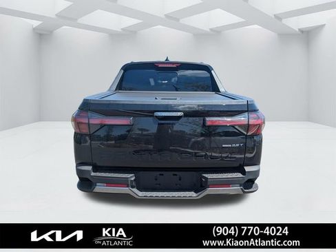 Used 2023 Hyundai Santa Cruz Limited image 4