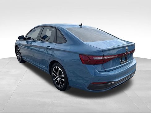 Used 2025 Volkswagen Jetta Sport FWD image 7