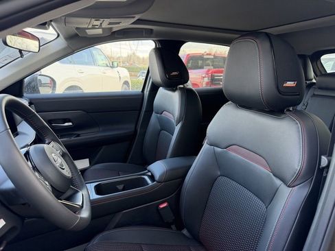 New 2026 Nissan Kicks SR w/ SR Premium Package image 14