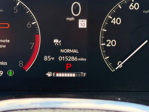 Used 2023 Honda Pilot TrailSport image 23