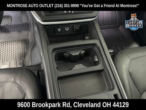 Certified 2024 Land Rover Defender 110 SE image 19