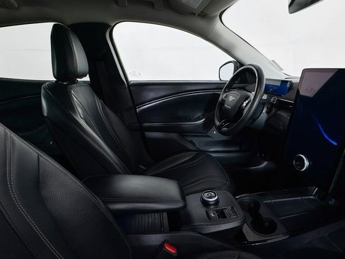 Used 2021 Ford Mustang Mach-E Premium image 28