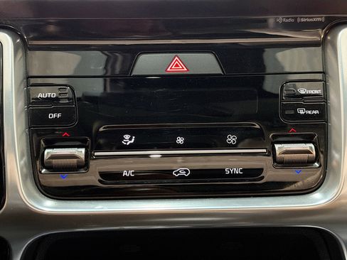 Used 2023 Kia Sorento SX image 24