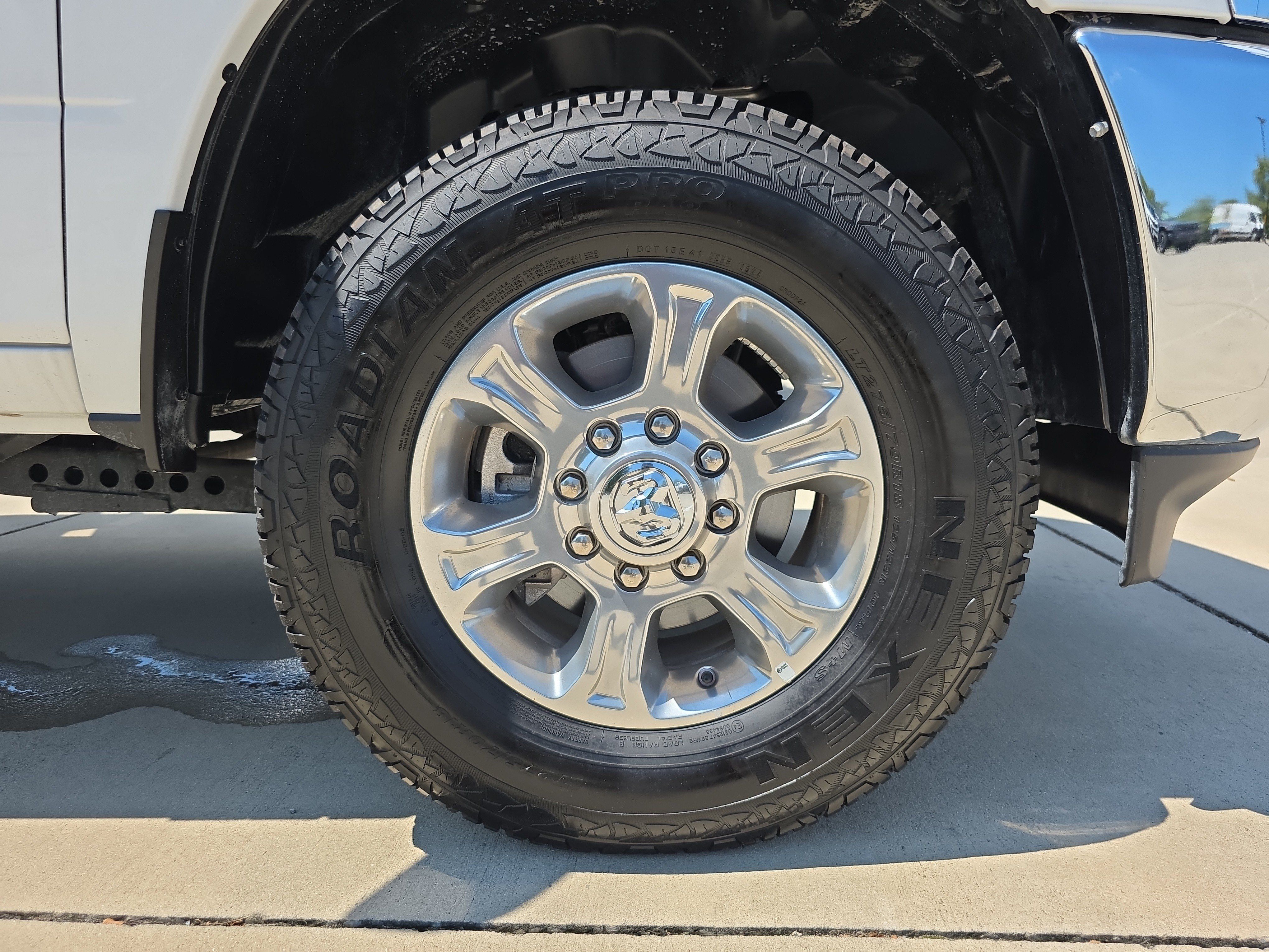 Used 2025 RAM 3500 Big Horn AWD/4WD image 12