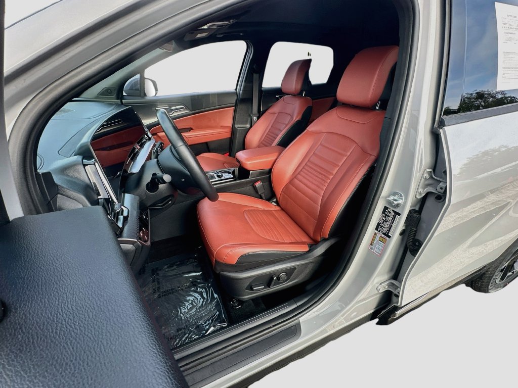 Certified 2024 Kia Sportage SX FWD image 22