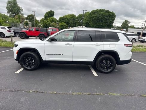 New 2026 Jeep Grand Cherokee L 4WD image 4