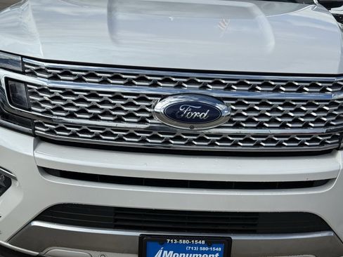 Used 2019 Ford Expedition Platinum image 4