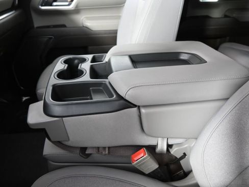 Used 2022 Chevrolet Silverado 1500 LT image 31