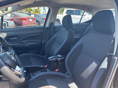 Used 2025 Nissan Versa SV FWD image 25