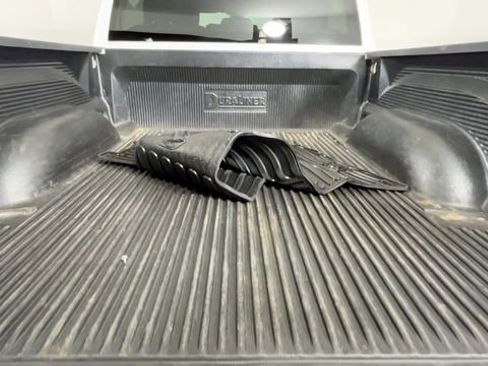 Used 2023 RAM 1500 Classic SLT w/ Protection Group AWD/4WD image 14