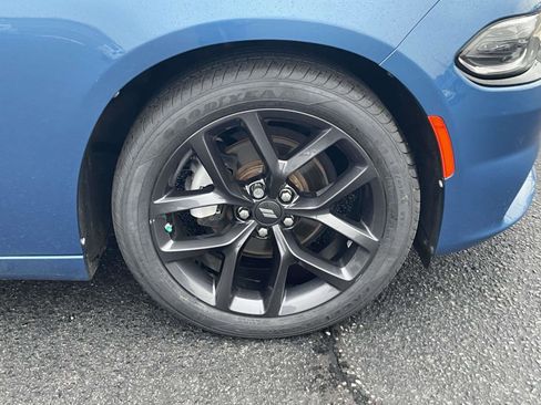Used 2022 Dodge Charger SXT w/ Blacktop Package image 3