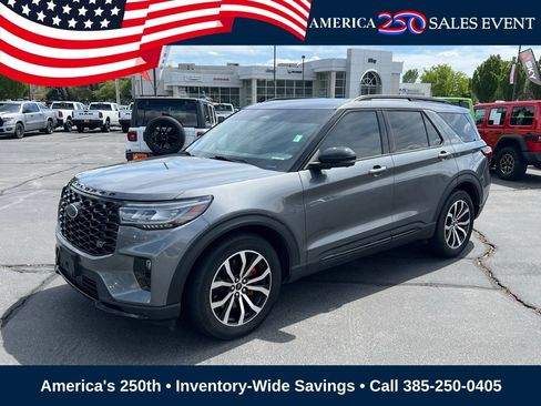 Used 2025 Ford Explorer ST AWD/4WD image 1