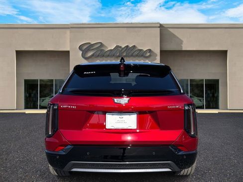 New 2026 Cadillac Optiq Sport 2 image 4