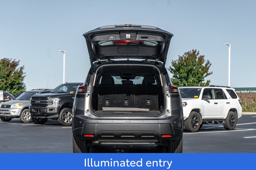 Used 2024 Nissan Rogue SV FWD image 10