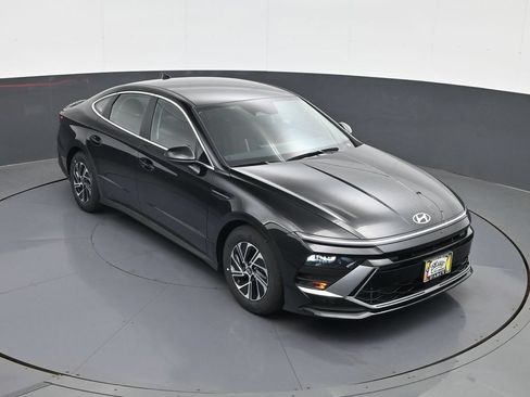 New 2026 Hyundai Sonata Blue FWD image 15