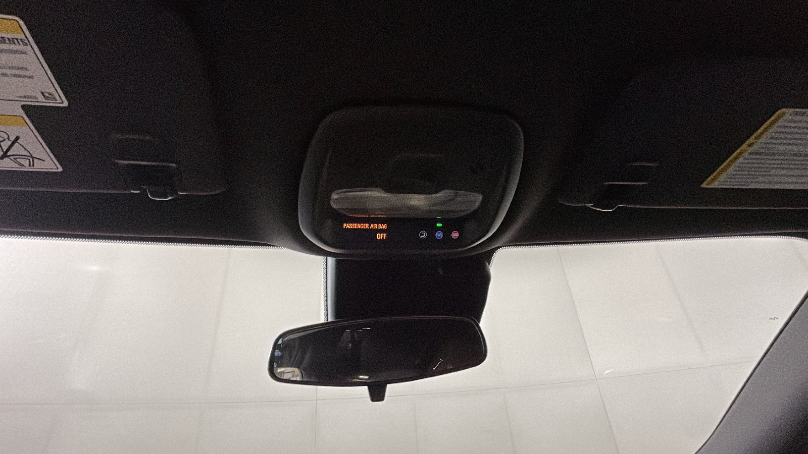 Used 2025 Chevrolet Trax RS w/ Driver Confidence Package FWD image 31