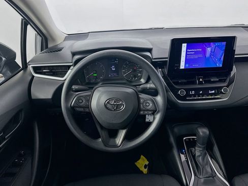 Certified 2025 Toyota Corolla LE FWD image 21