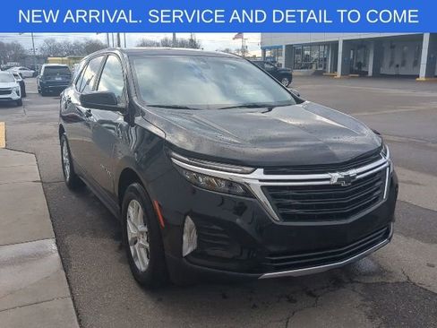 Certified 2024 Chevrolet Equinox LT w/ LPO, Floor Liner Package image 9