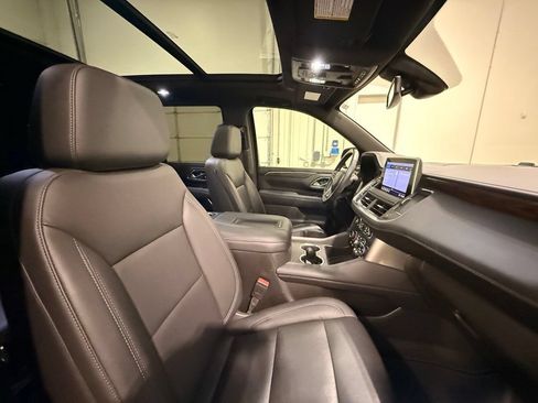 Used 2021 Chevrolet Tahoe Z71 w/ Max Trailering Package AWD/4WD image 33