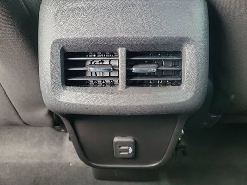 Certified 2024 Chevrolet Equinox LS image 11