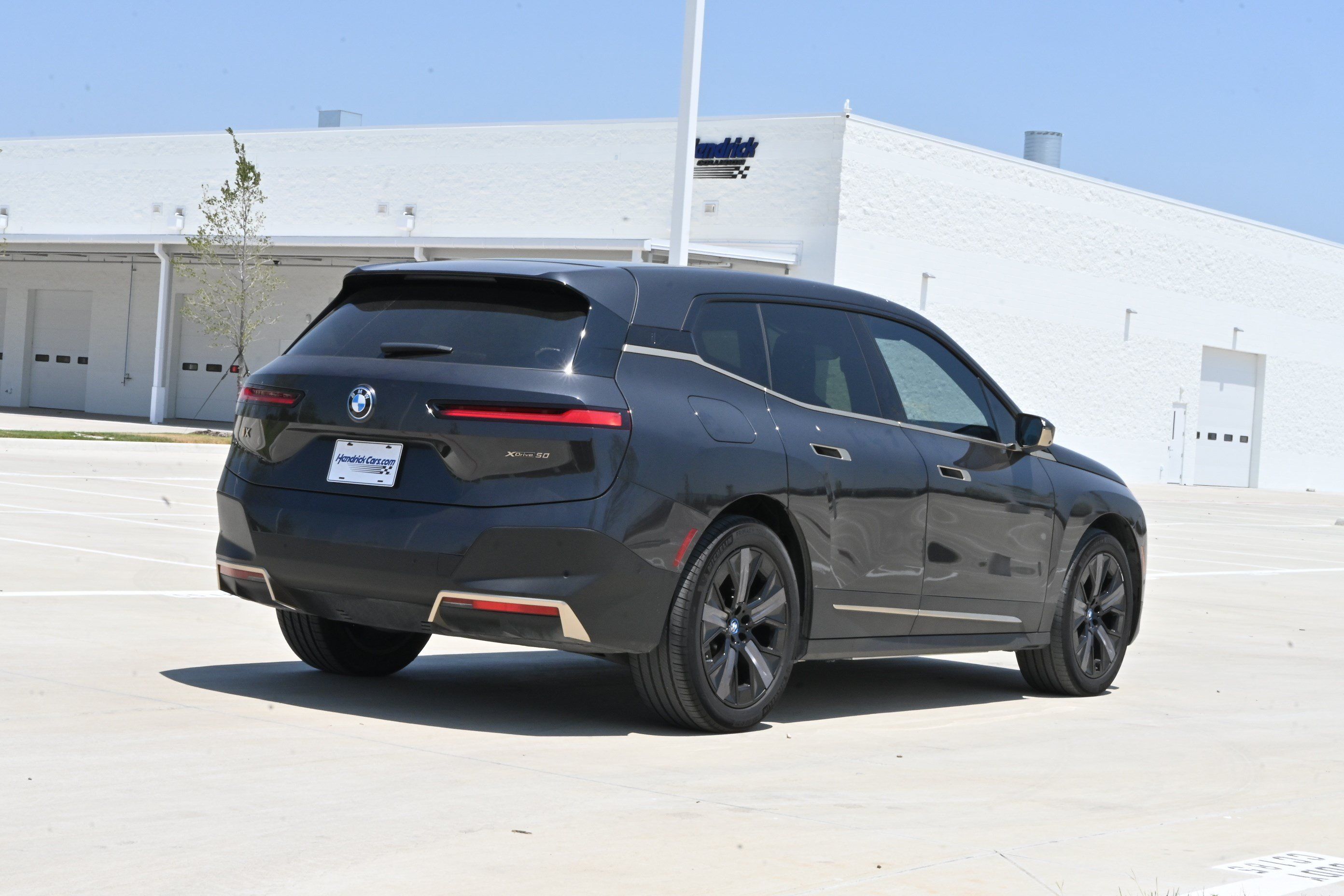 Certified 2024 BMW iX xDrive50 w/ Premium Package AWD/4WD image 9