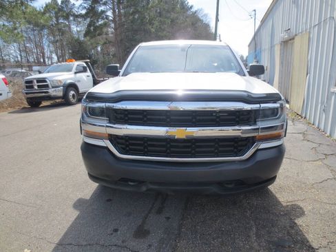 Used 2019 Chevrolet Silverado 1500 W/T w/ WT Convenience Package AWD/4WD image 3