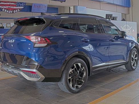 Used 2023 Kia Sportage SX FWD image 2