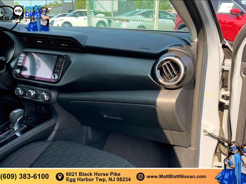Used 2023 Nissan Kicks SV FWD image 14