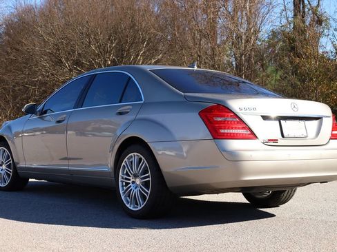 Used 2008 Mercedes-Benz S 550 image 4