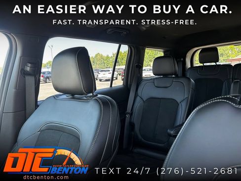Used 2025 Jeep Grand Cherokee L Laredo AWD/4WD image 10