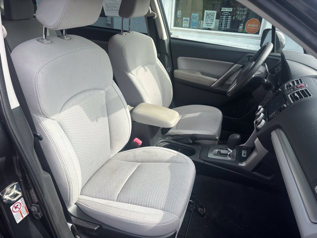 Used 2018 Subaru Forester 2.5i Premium w/ All-Weather Package AWD/4WD image 6