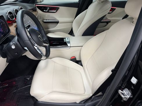 Used 2023 Mercedes-Benz C 300 4MATIC Sedan image 23
