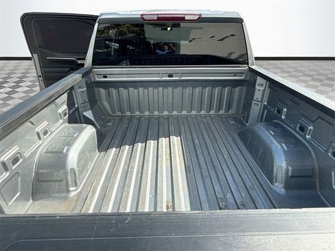 Used 2023 GMC Sierra 1500 SLT w/ X31 Off-Road Package image 27