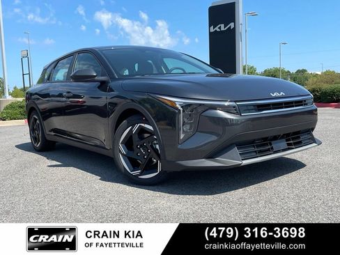 New 2026 Kia K4 EX FWD image 1