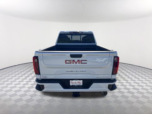 New 2026 GMC Sierra 2500 Denali w/ Denali Reserve Package image 7