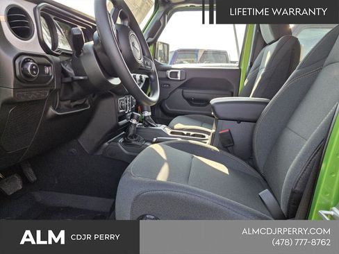 New 2026 Jeep Gladiator Sport AWD/4WD image 10