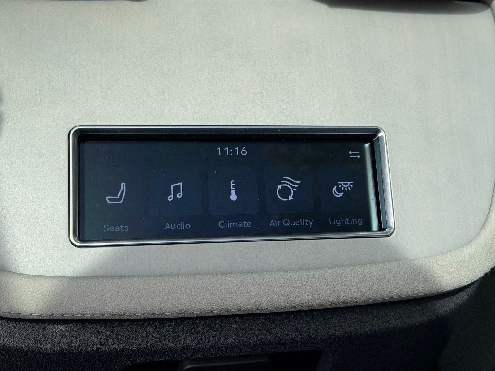 New 2026 Lincoln Navigator Reserve AWD/4WD image 23