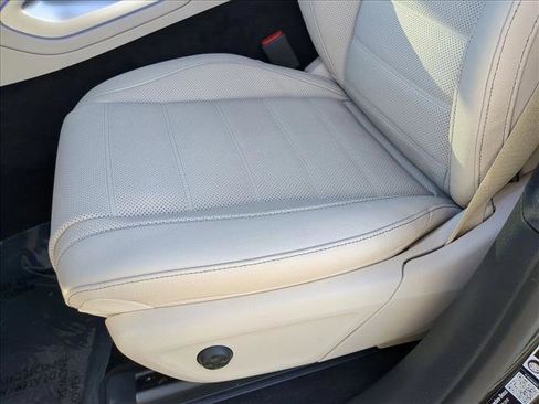 New 2026 Mercedes-Benz GLE 450 4MATIC Coupe image 4