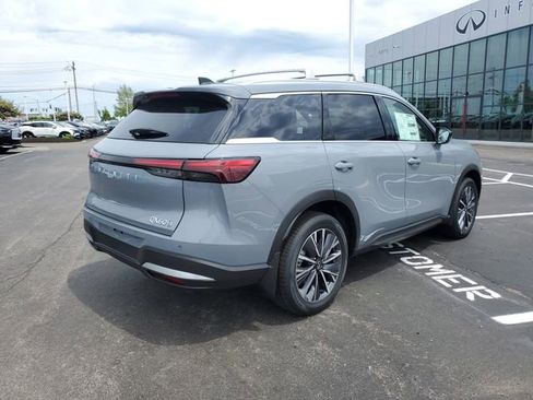 New 2027 INFINITI QX60 Luxe w/ Family Package AWD/4WD image 7