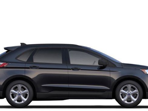 Used 2024 Ford Edge SE image 27