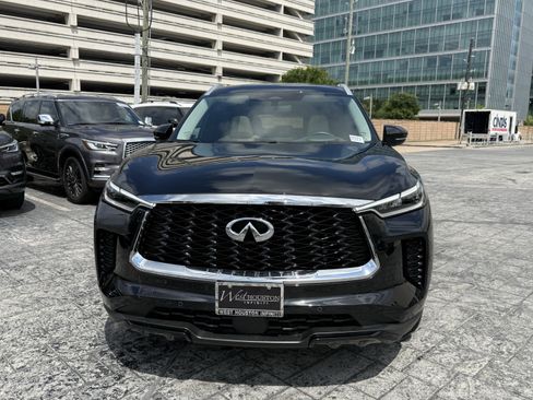 Certified 2023 INFINITI QX60 Luxe w/ Vision Package FWD image 2
