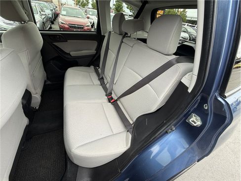 Used 2014 Subaru Forester 2.5i Premium w/ Protection Package #1 AWD/4WD image 19