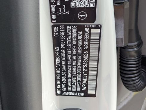 New 2026 Porsche Taycan GTS image 30