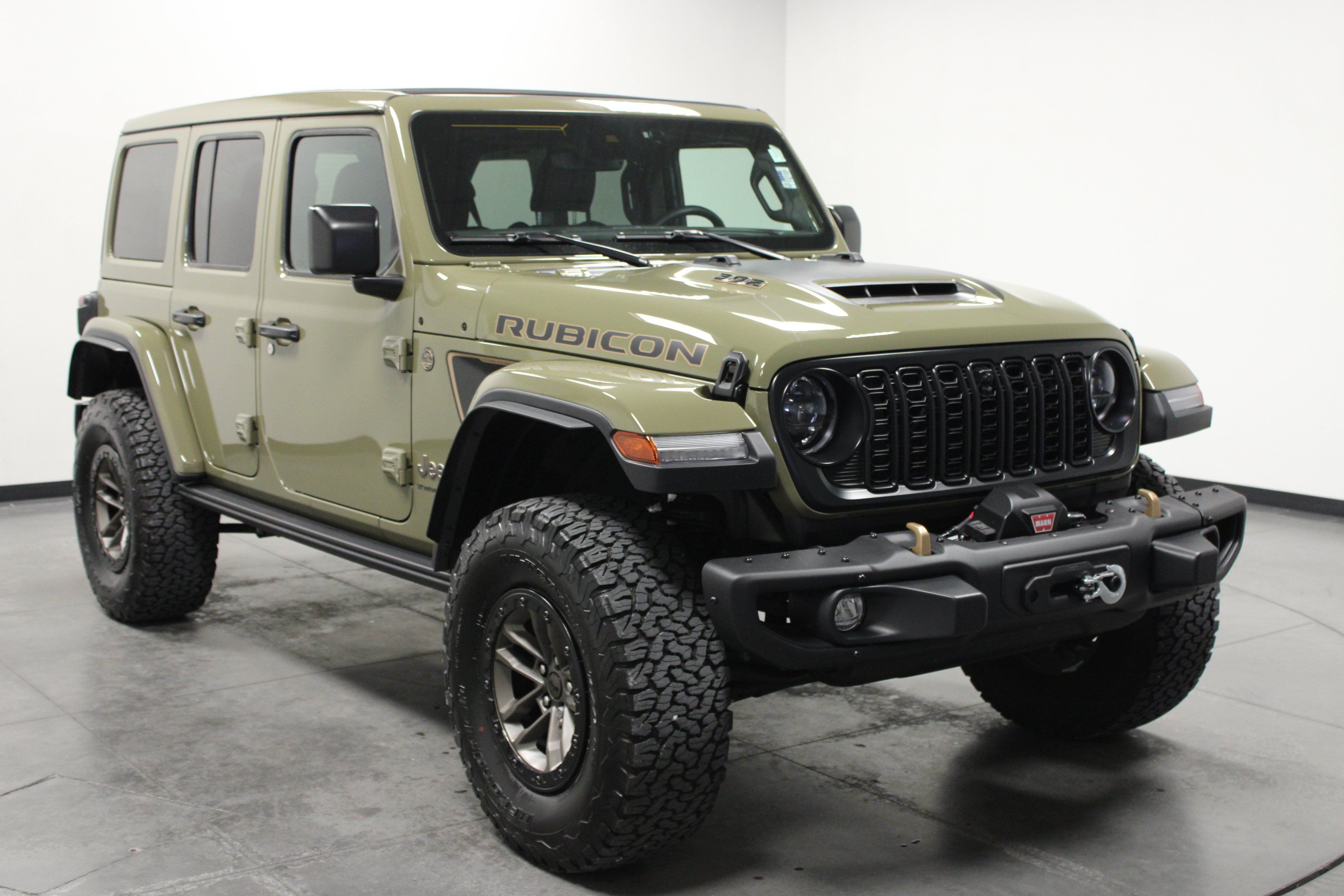 Used 2025 Jeep Wrangler Unlimited Rubicon 392 AWD/4WD image 10