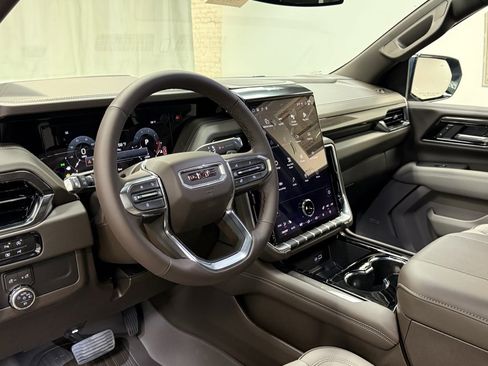 New 2026 GMC Yukon XL Elevation w/ LPO, Floor Liner Package image 28